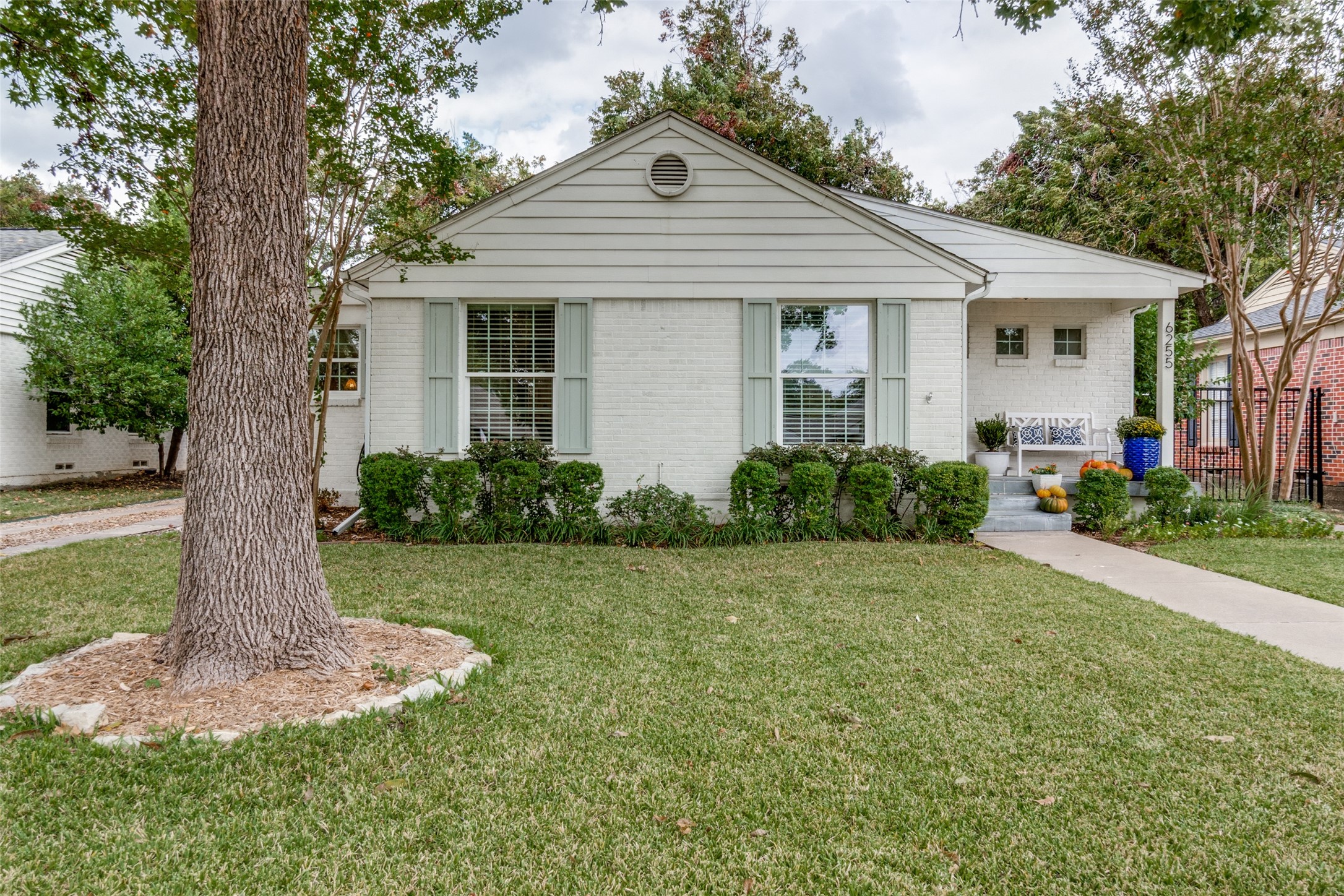 6255 Kenwood Avenue Dallas TX 75214
