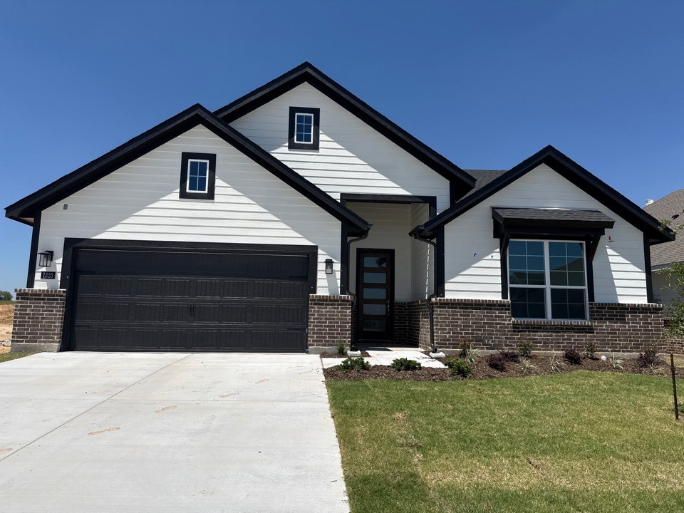 1325 Frio Drive Springtown TX 76082