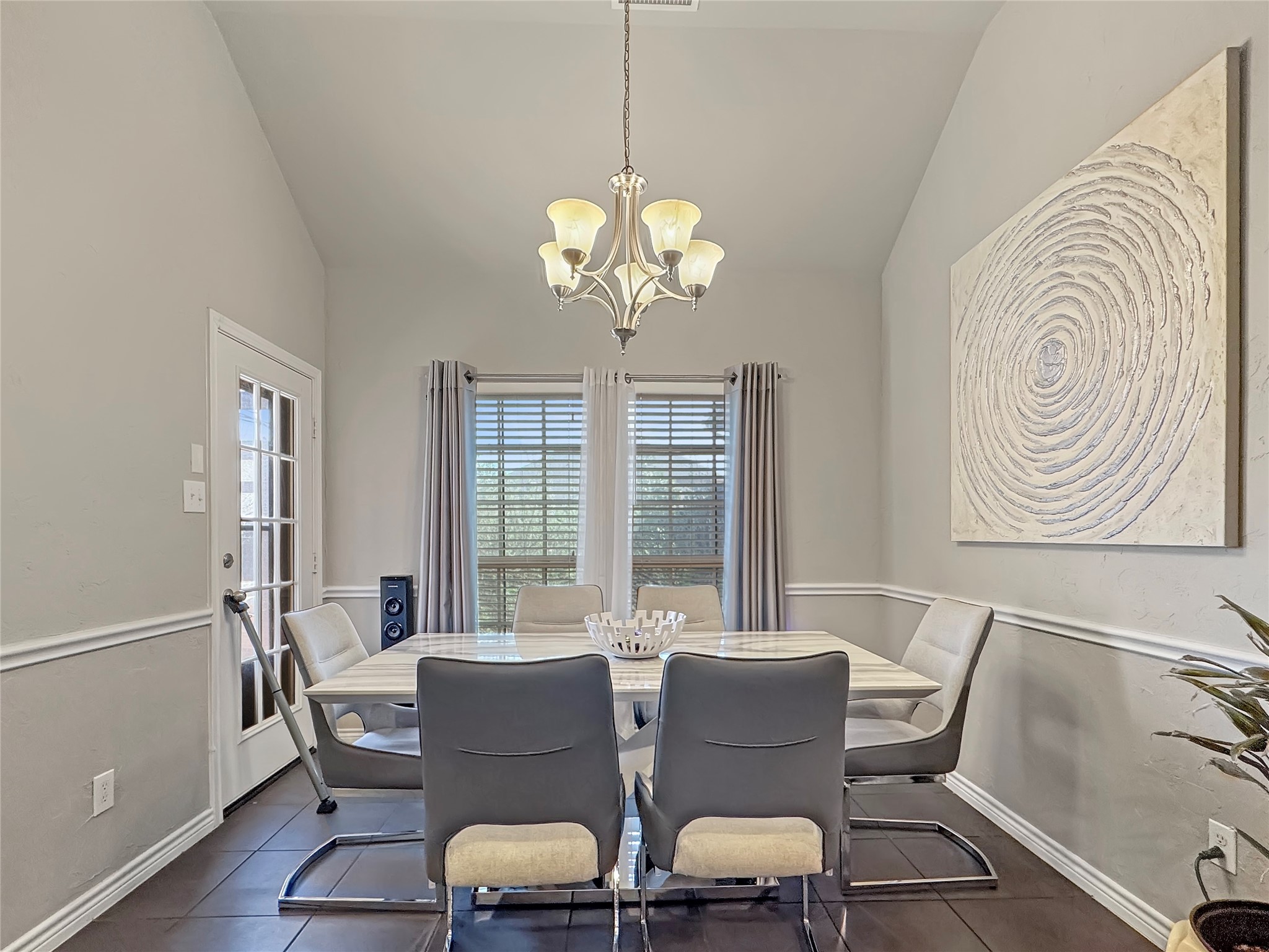 904 Regal Bluff Lane Desoto TX 75115