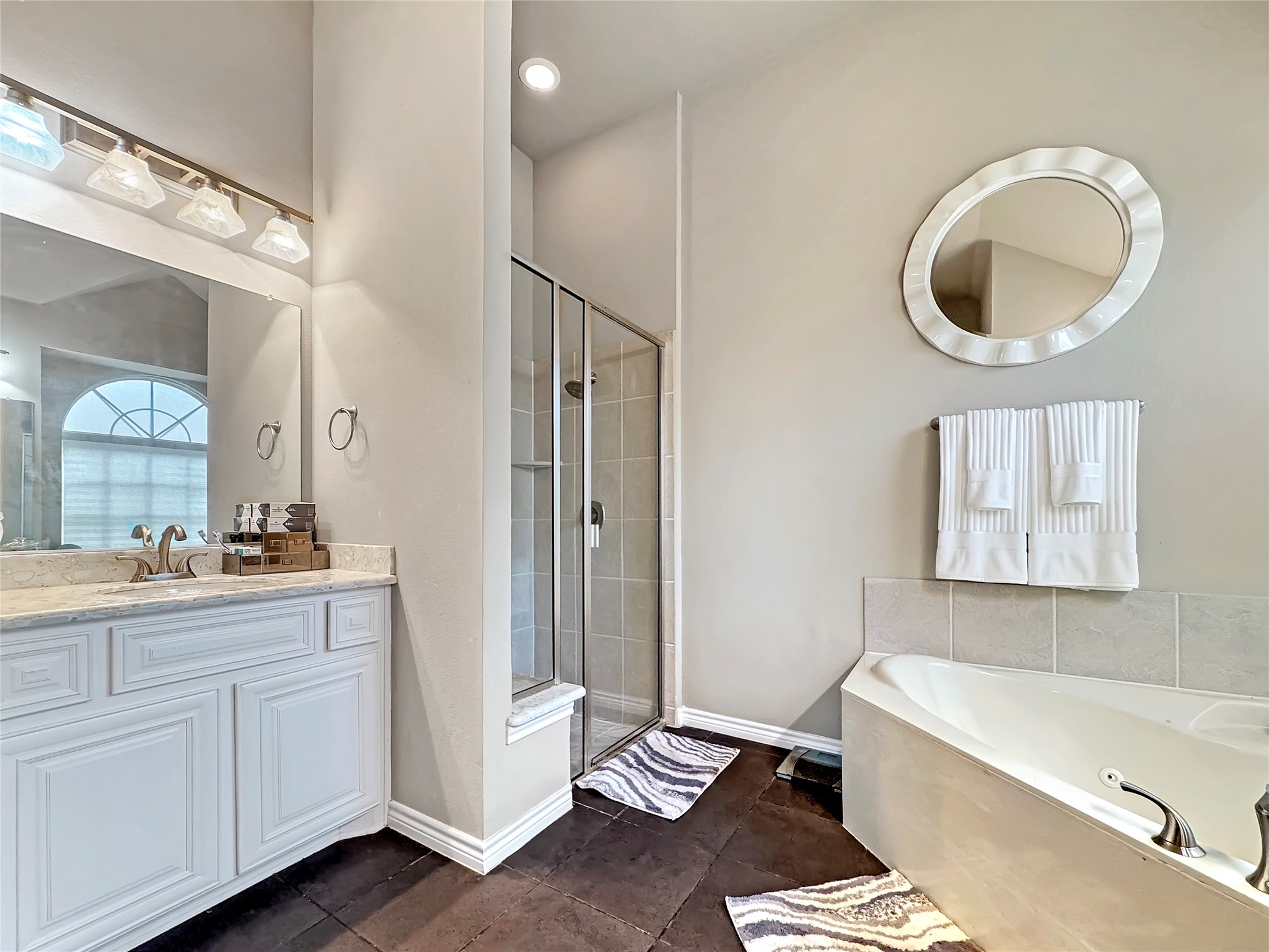 904 Regal Bluff Lane Desoto TX 75115