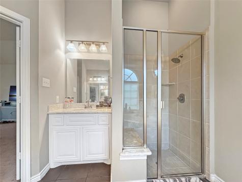 904 Regal Bluff Lane Desoto TX 75115
