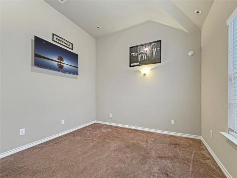 904 Regal Bluff Lane Desoto TX 75115