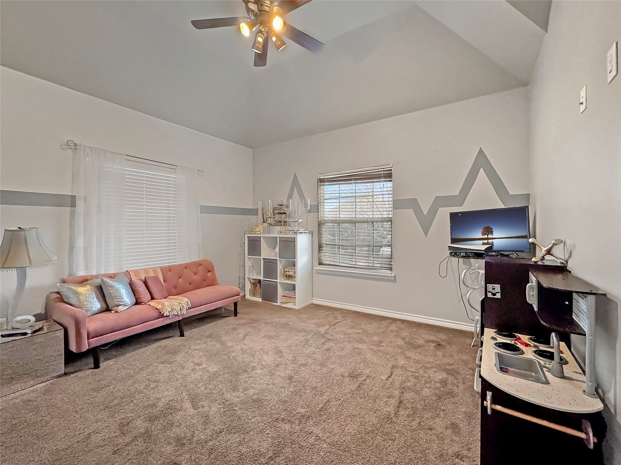 904 Regal Bluff Lane Desoto TX 75115
