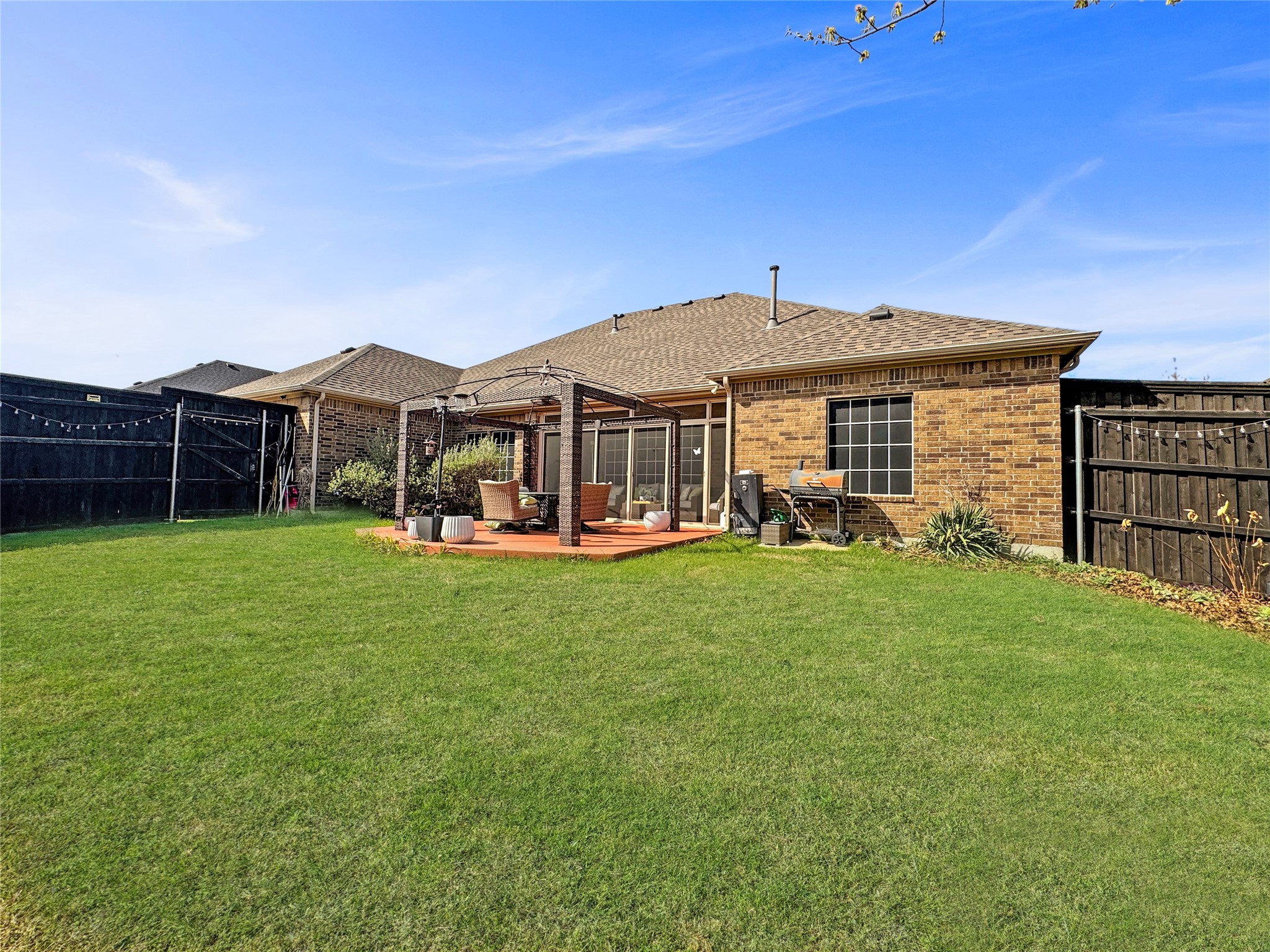 904 Regal Bluff Lane Desoto TX 75115