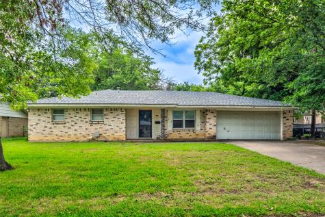 414 Holly Street Grapevine TX 76051