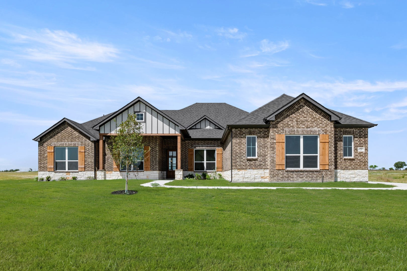 270 Maci Drive Waxahachie TX 75167