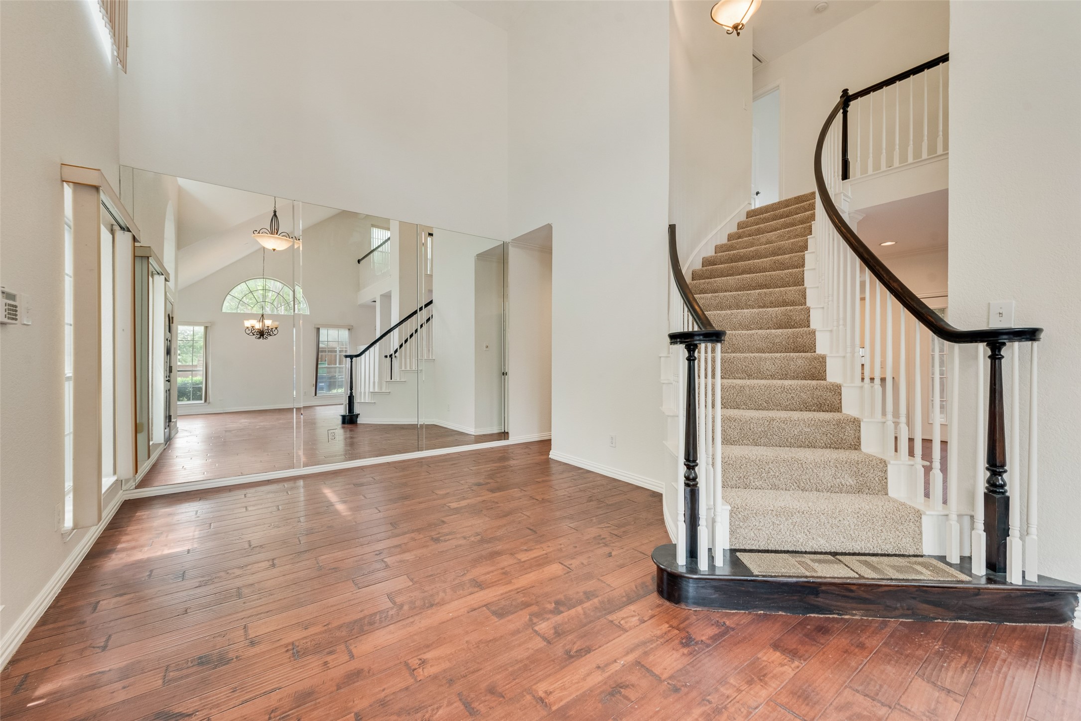 14605 Dove Court Addison TX 75001