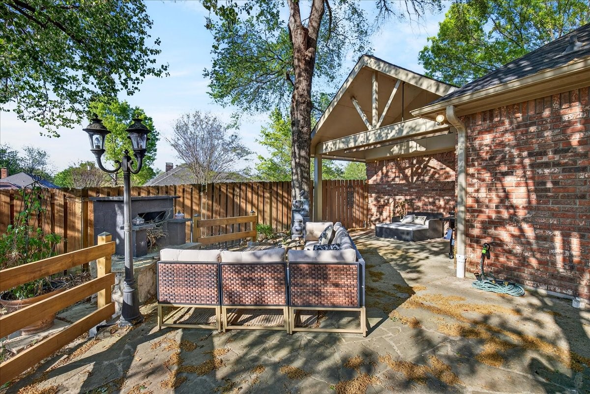 1108 Lonnie Drive Athens TX 75751