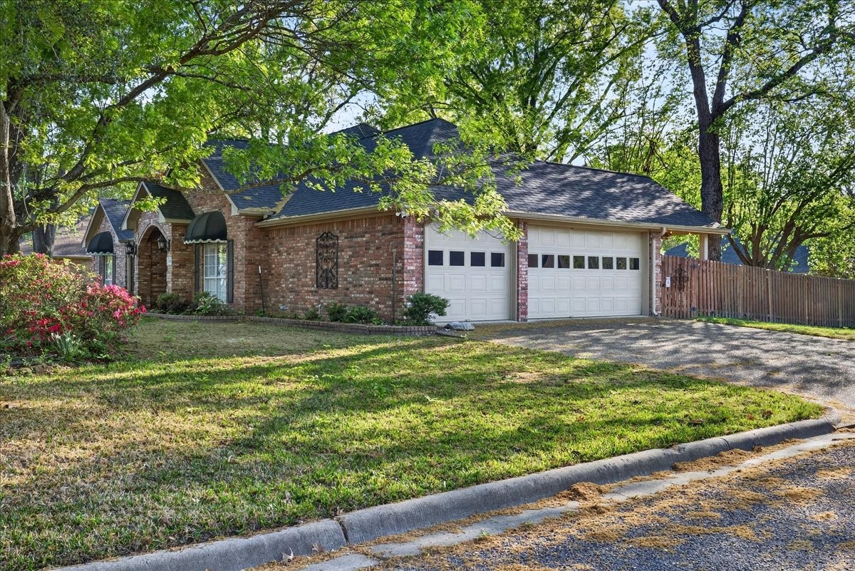 1108 Lonnie Drive Athens TX 75751