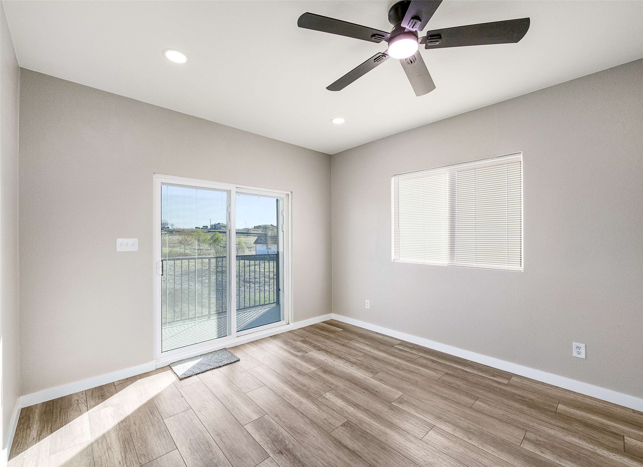 1061 Zmolek Road Ennis TX 75119