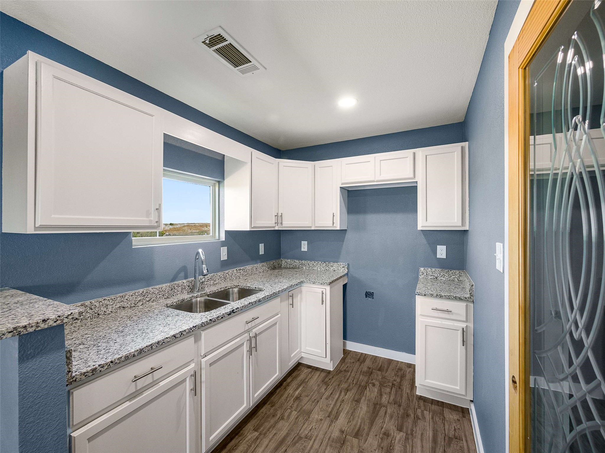1061 Zmolek Road Ennis TX 75119