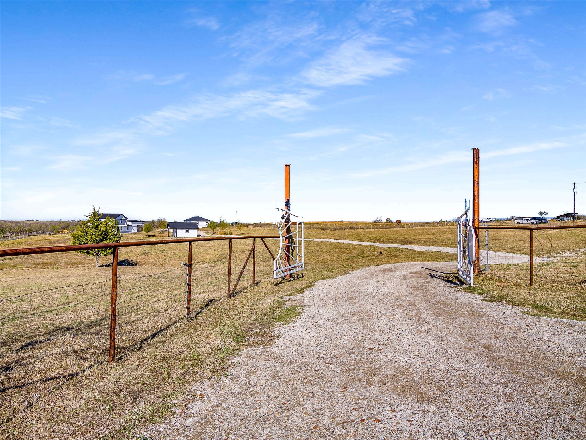 1061 Zmolek Road Ennis TX 75119