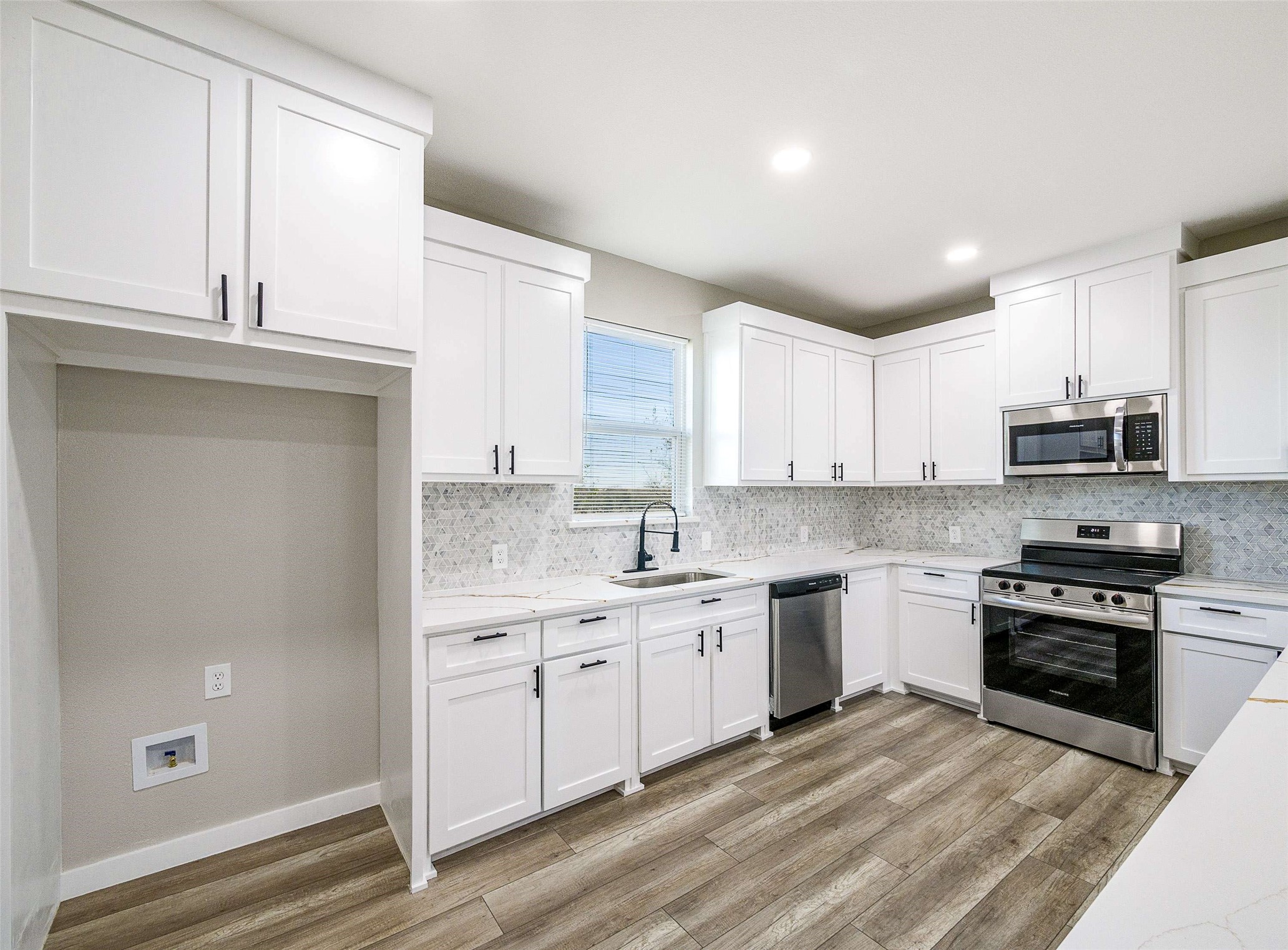 1061 Zmolek Road Ennis TX 75119