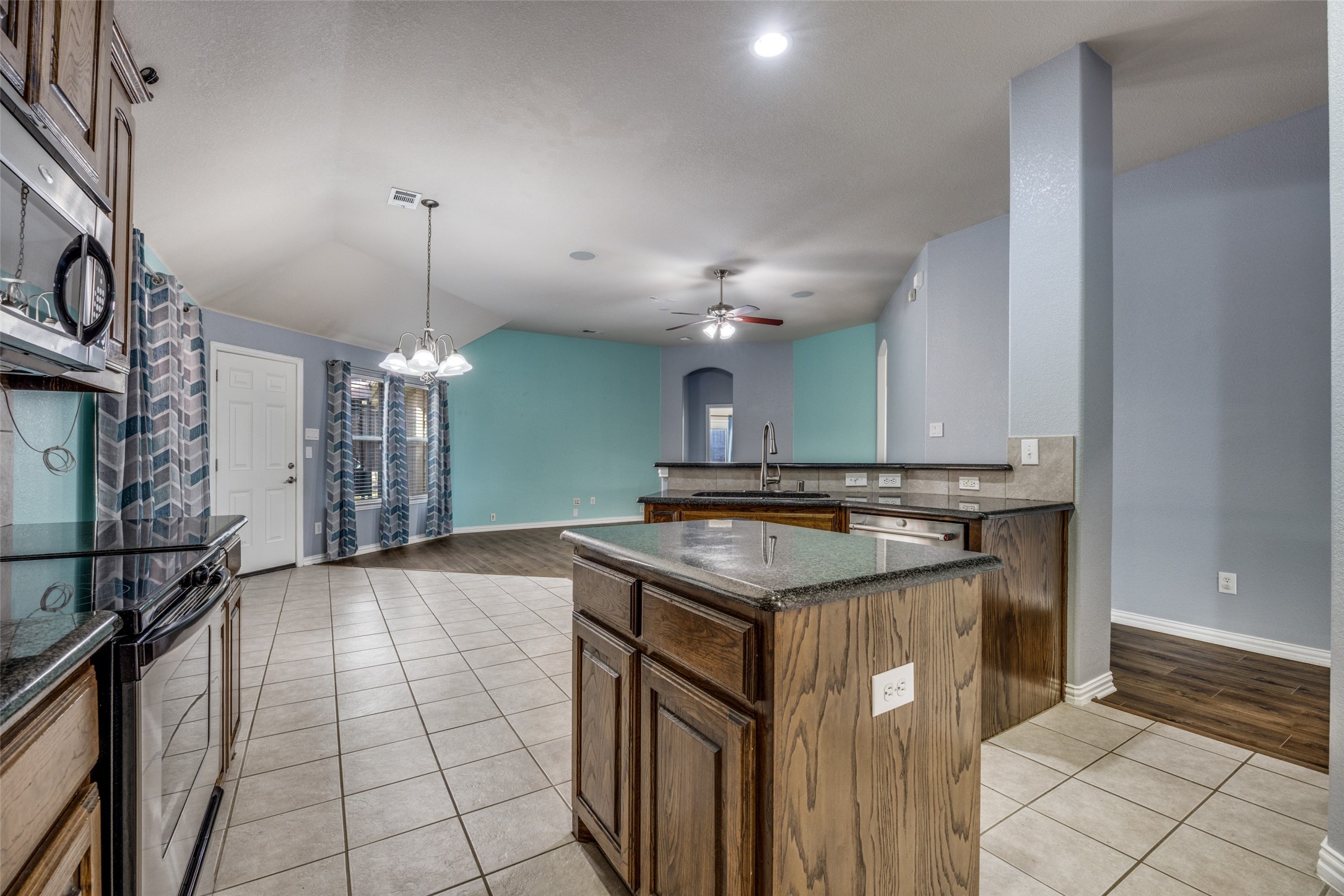 1310 Caroline Drive Princeton TX 75407