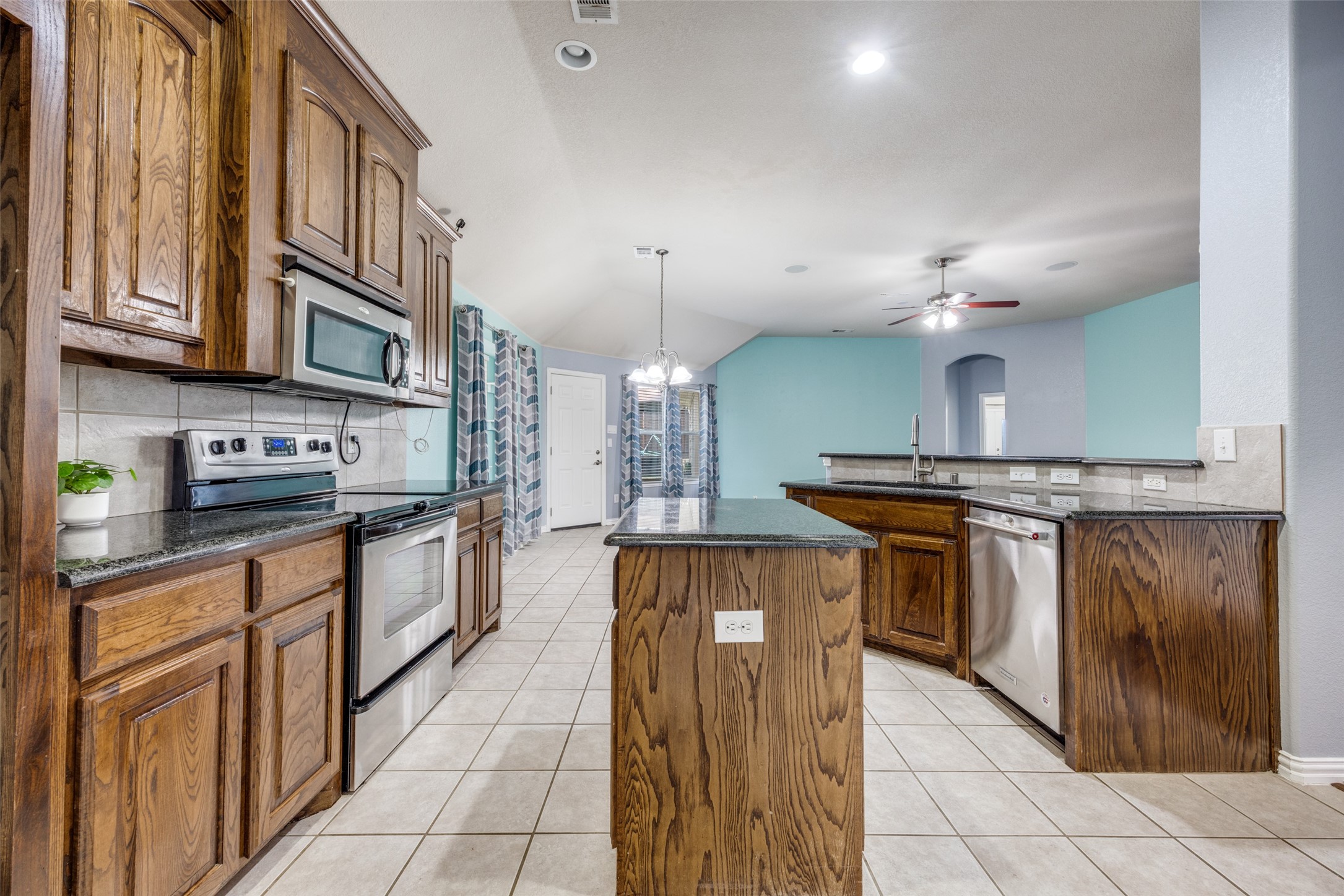 1310 Caroline Drive Princeton TX 75407