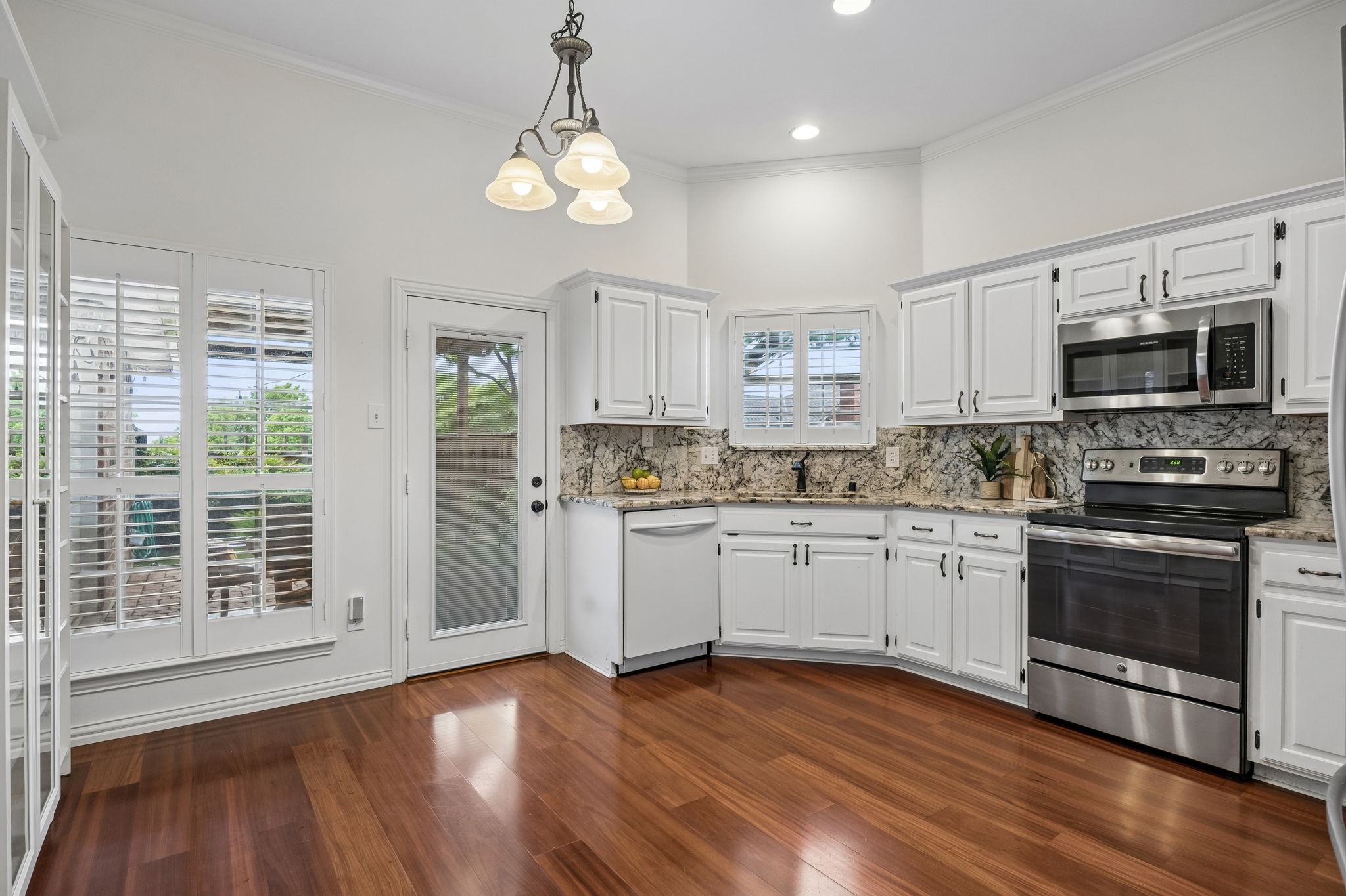 2547 Cattail Lane Carrollton TX 75006