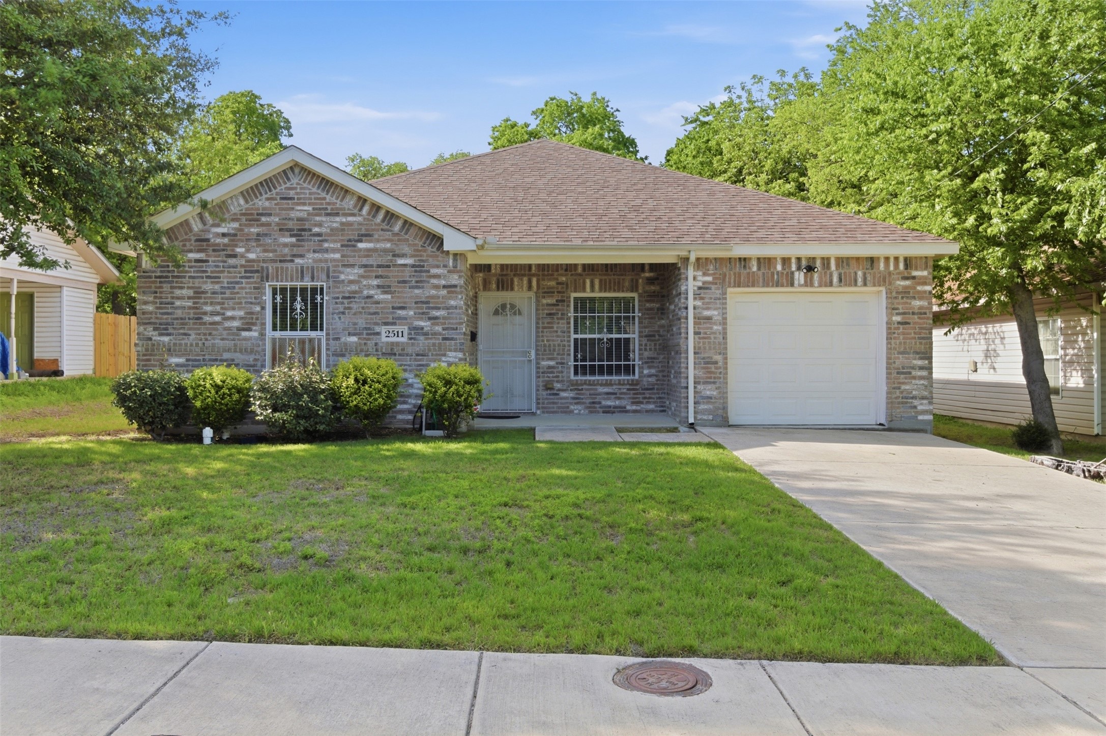 2511 Custer Drive Dallas TX 75216