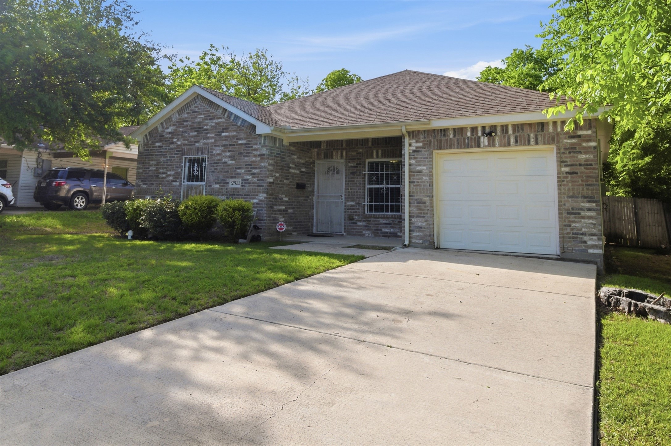 2511 Custer Drive Dallas TX 75216