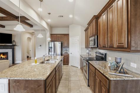 3017 Ridgemont Court Weatherford TX 76086
