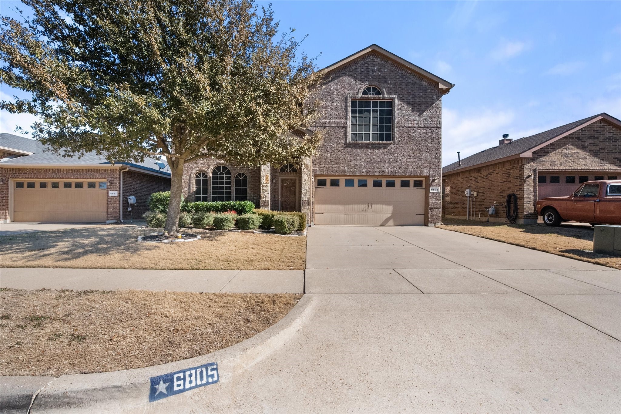 6805 Biondi Trail Arlington TX 76001