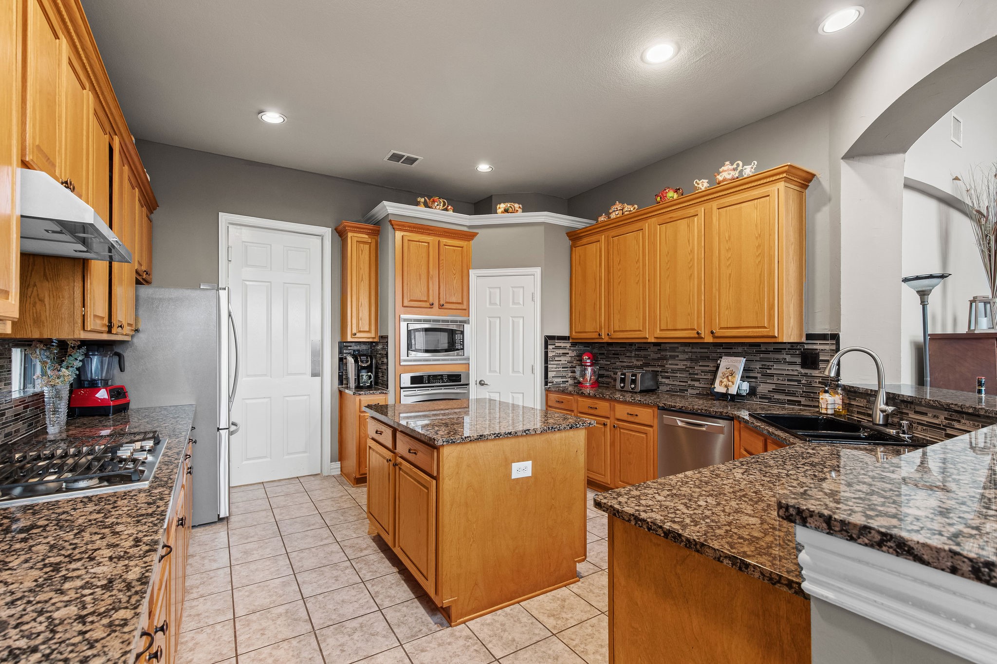 6407 Daisy Drive Denton TX 76208