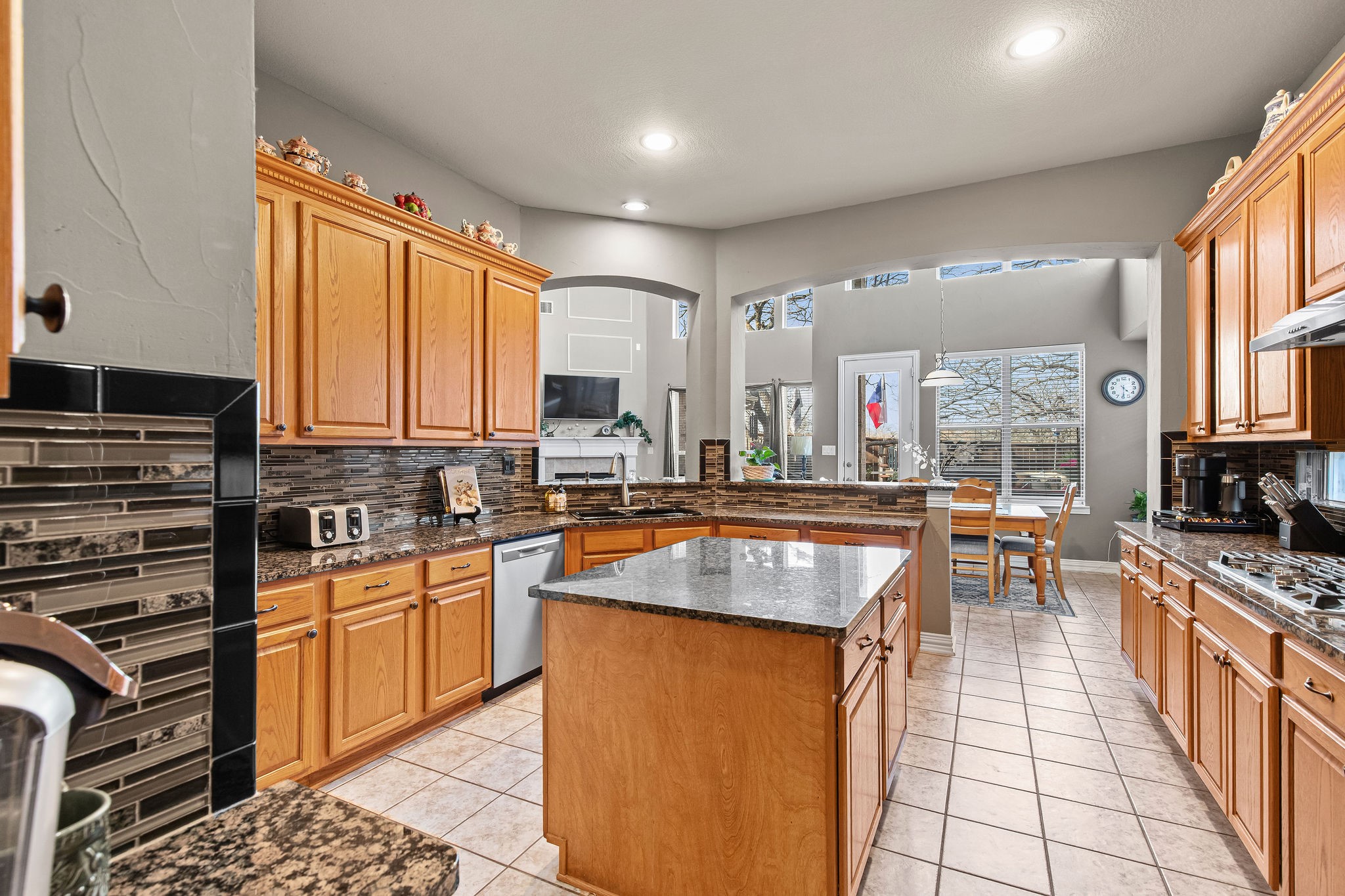 6407 Daisy Drive Denton TX 76208