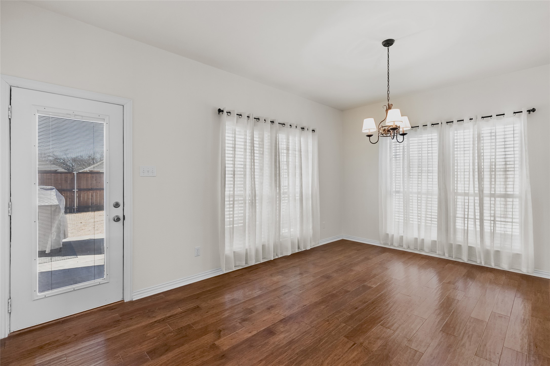 1308 Madeline Street Commerce TX 75428