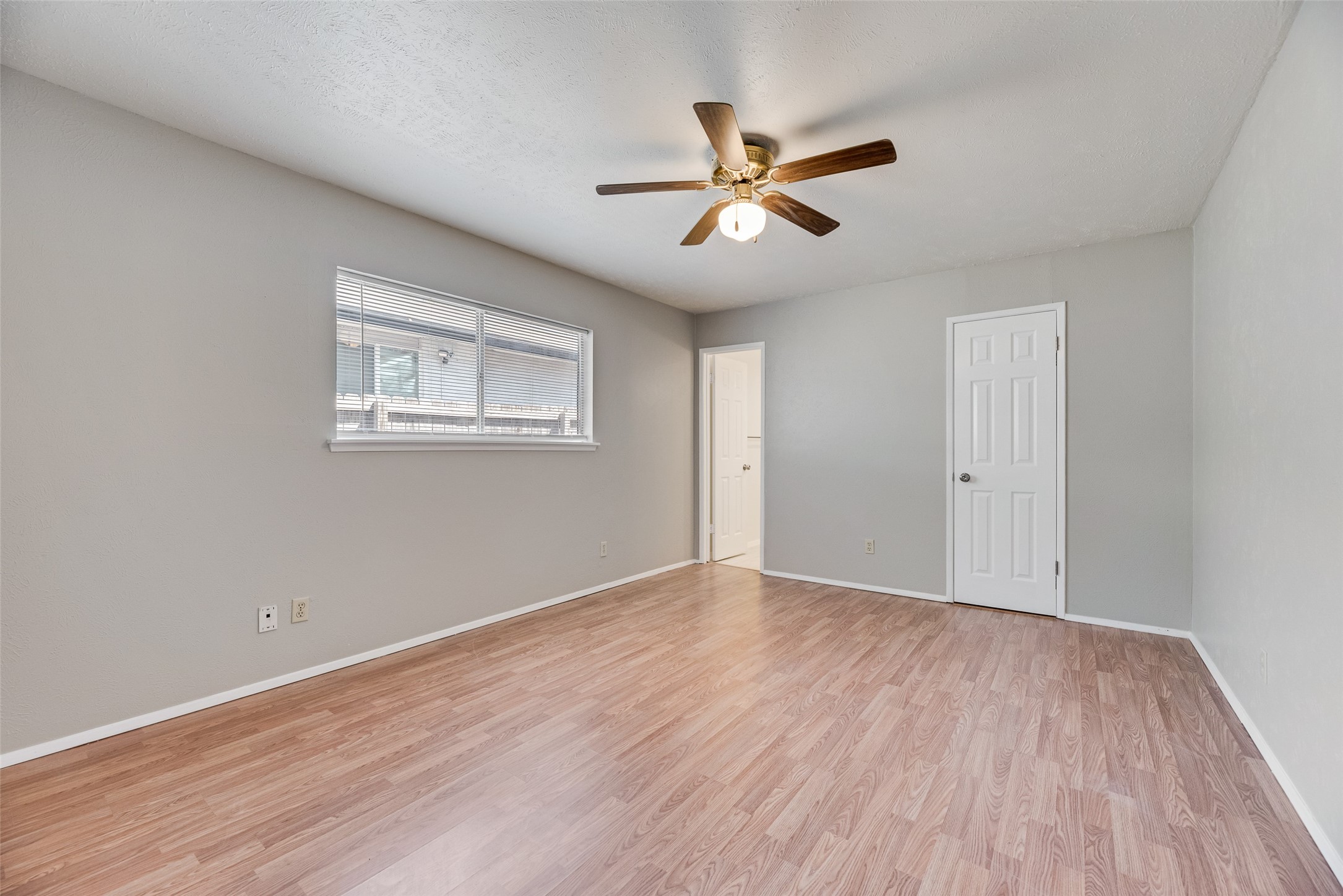 2002 Rose Hill Road Carrollton TX 75007