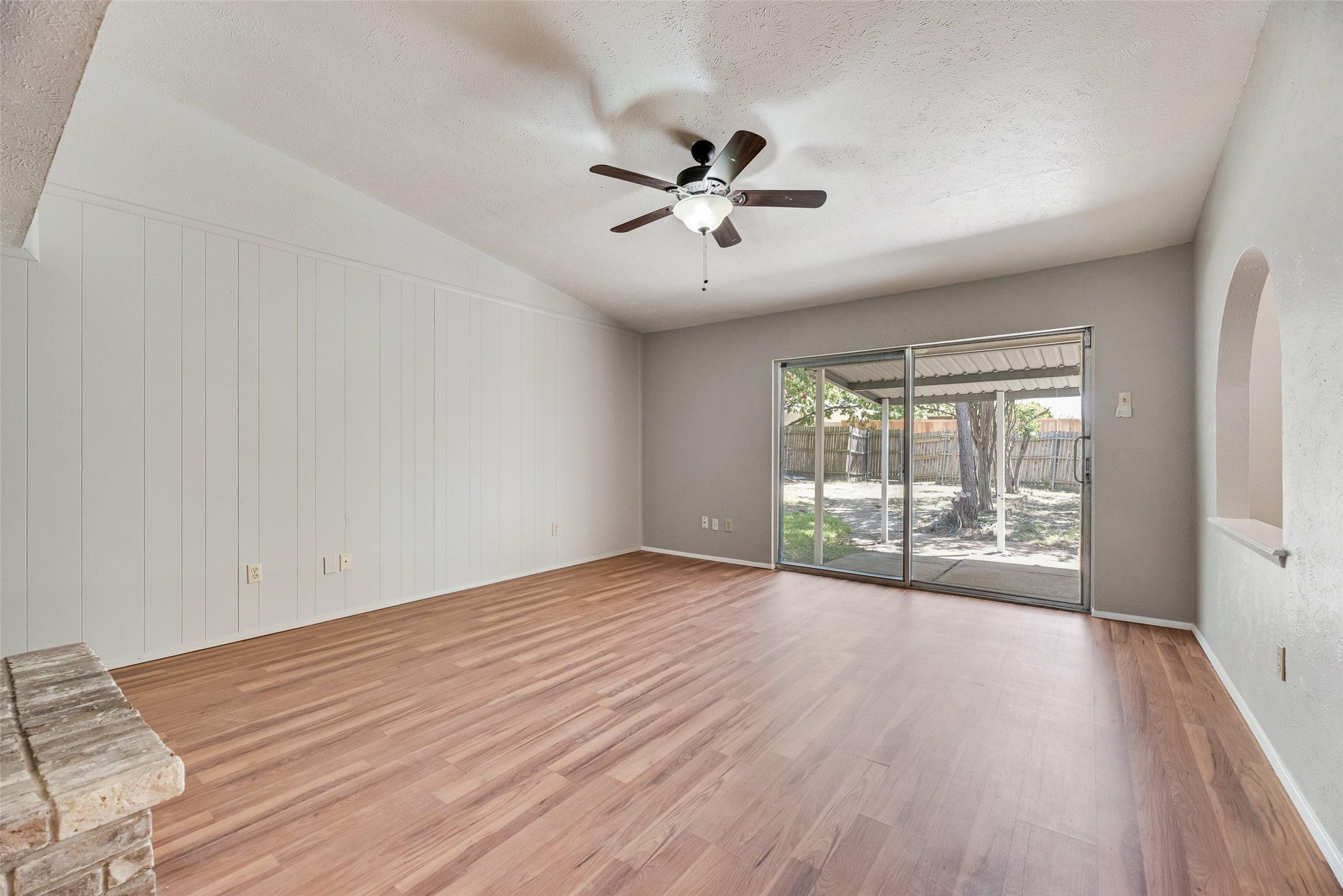 2002 Rose Hill Road Carrollton TX 75007