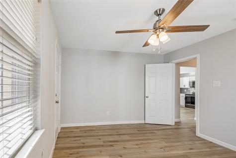 1123 W Morgan Street Denison TX 75020