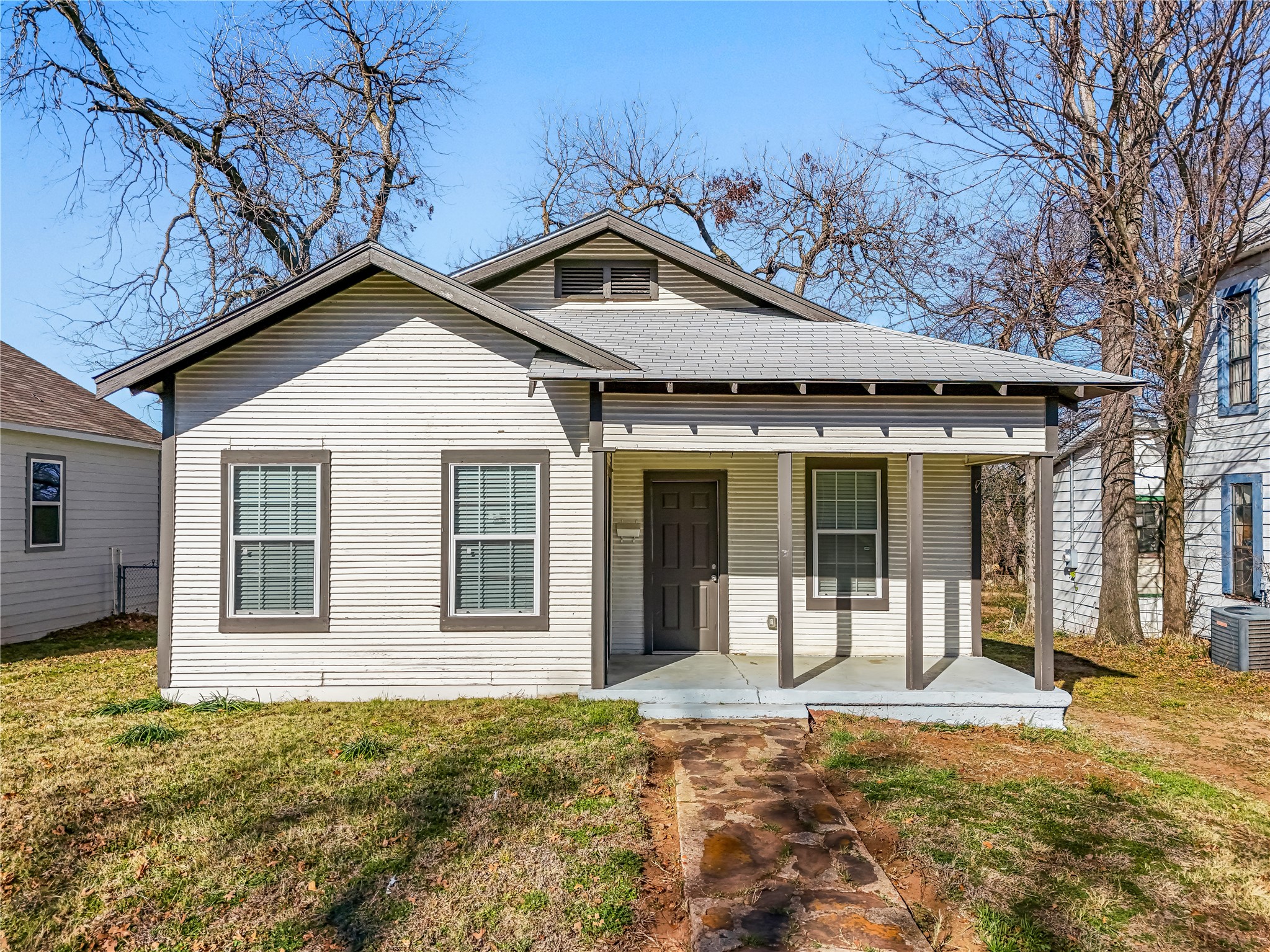 1123 W Morgan Street Denison TX 75020