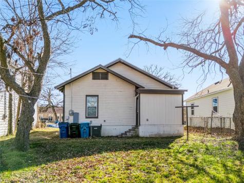 1123 W Morgan Street Denison TX 75020