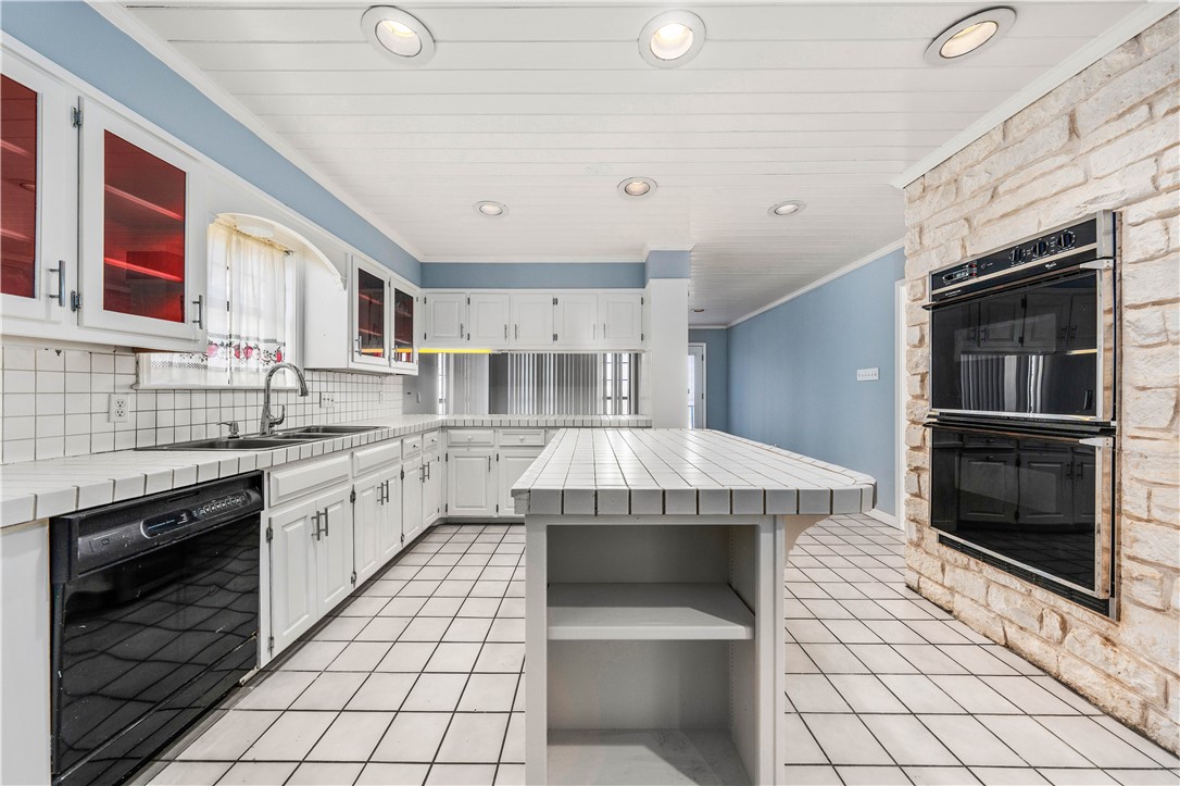 10009 Stony Point Drive Woodway TX 76712