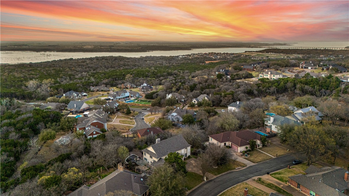 10009 Stony Point Drive Woodway TX 76712