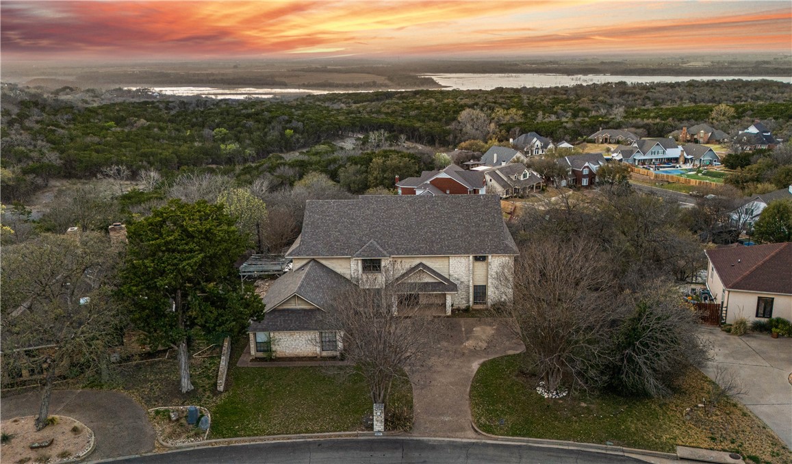 10009 Stony Point Drive Woodway TX 76712