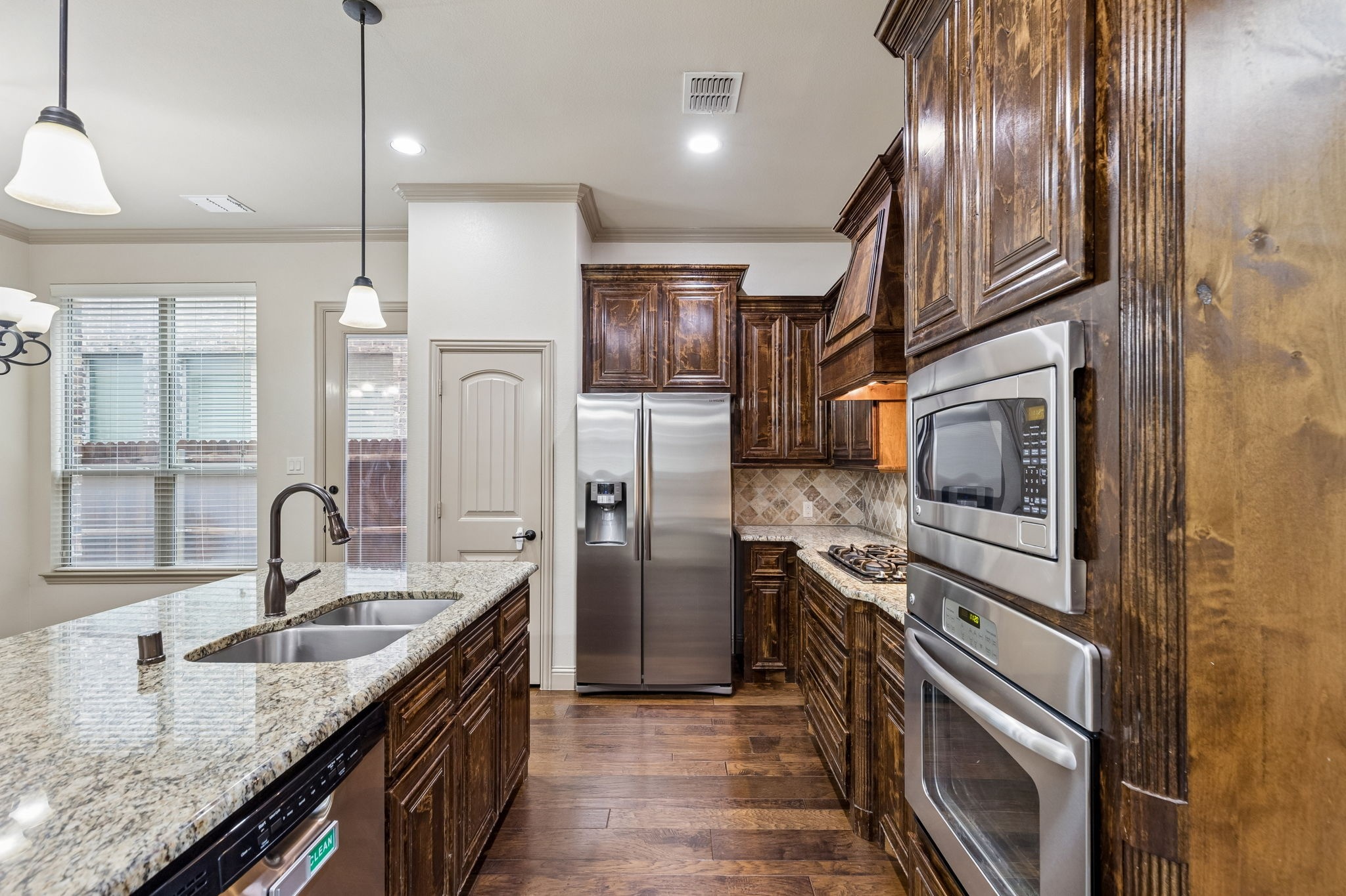 4944 Dominion Boulevard Irving TX 75038