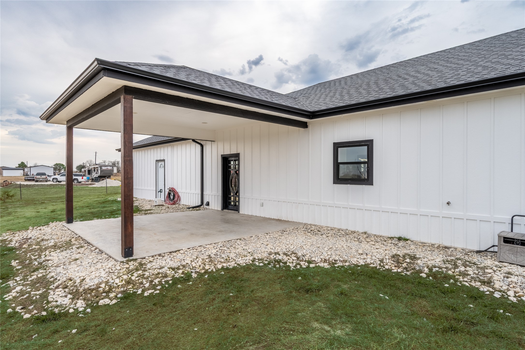 1706 County Road 35400 Sumner TX 75486
