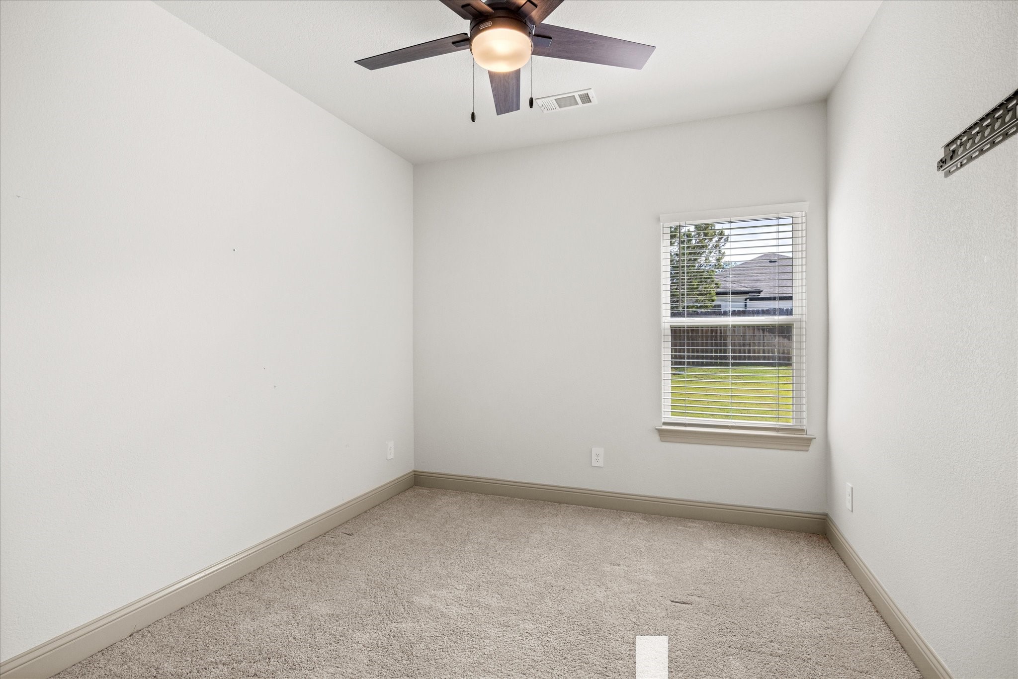 5707 Stonegate Circle Granbury TX 76048