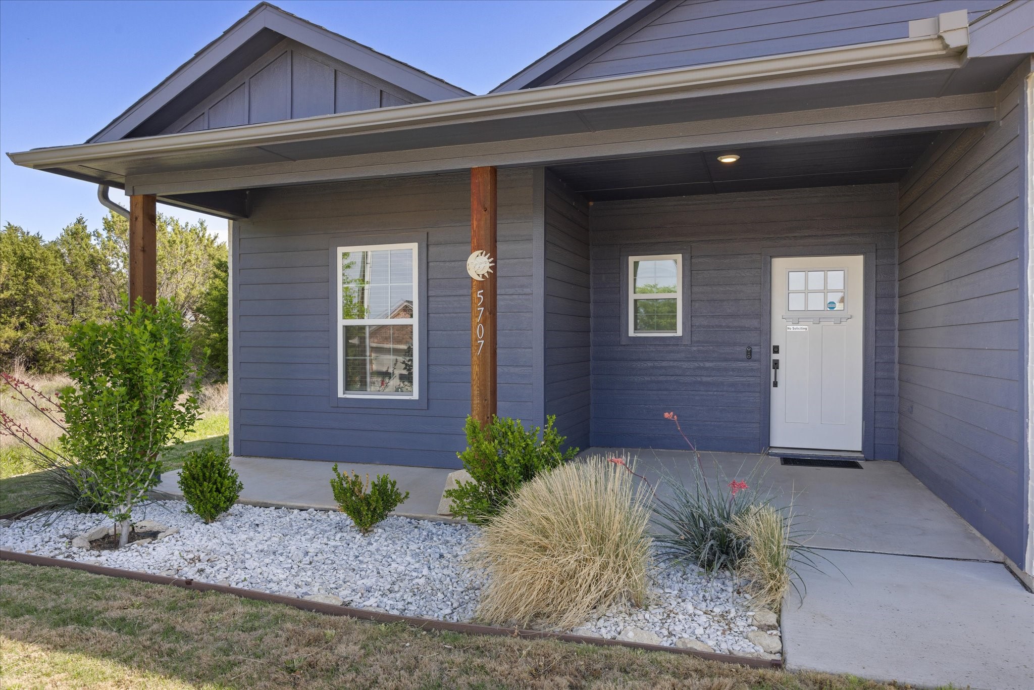 5707 Stonegate Circle Granbury TX 76048