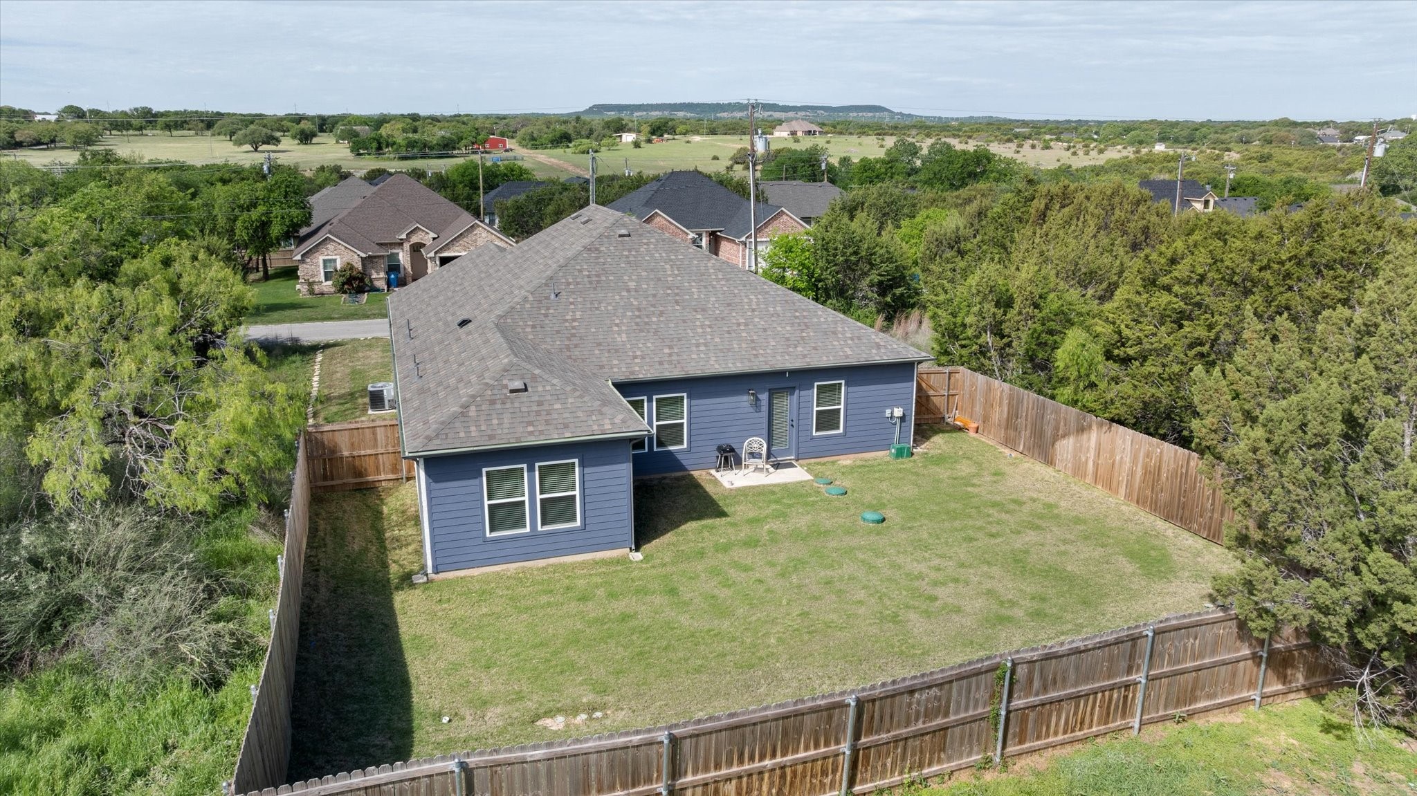 5707 Stonegate Circle Granbury TX 76048