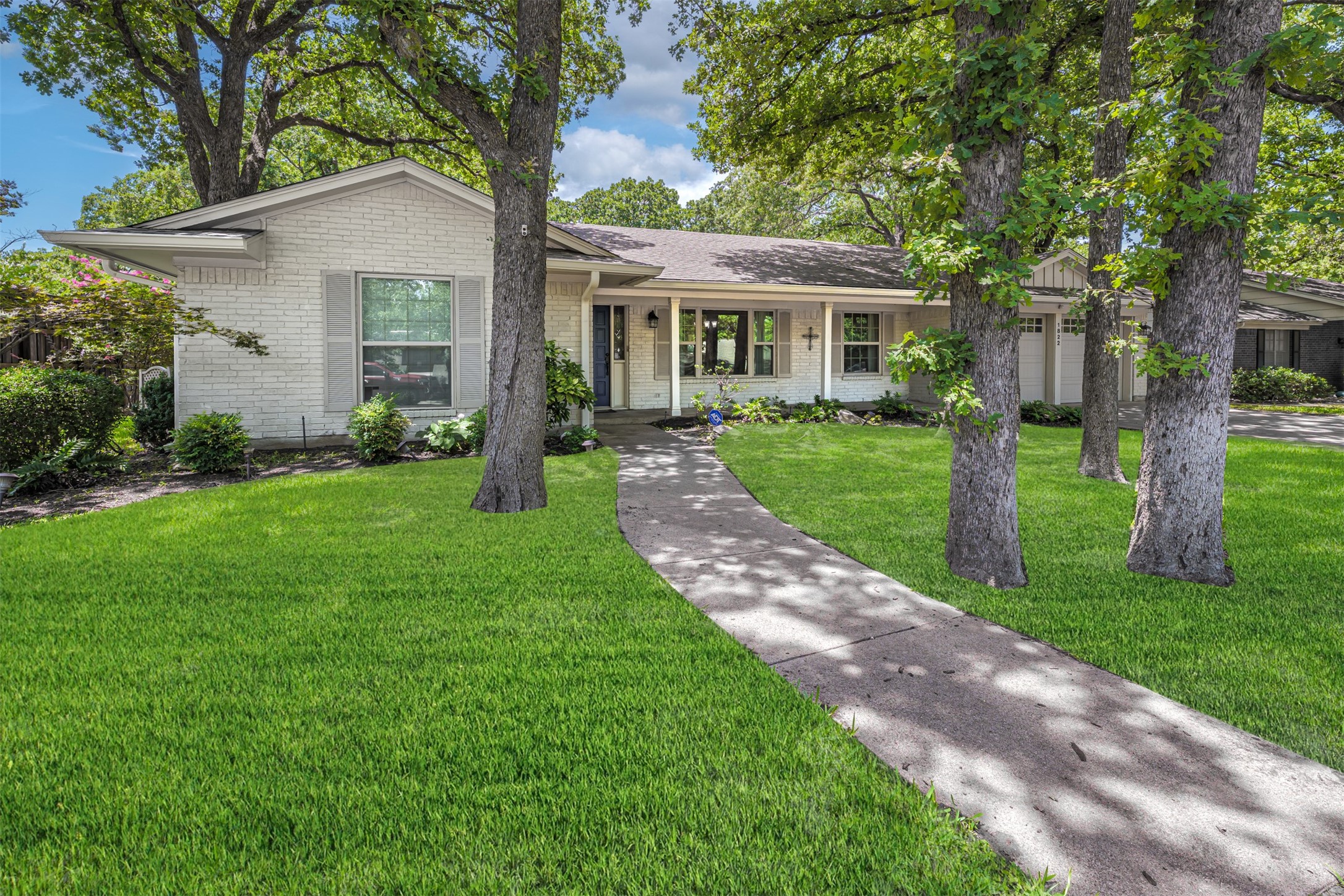 1822 Holm Oak Street Arlington TX 76012