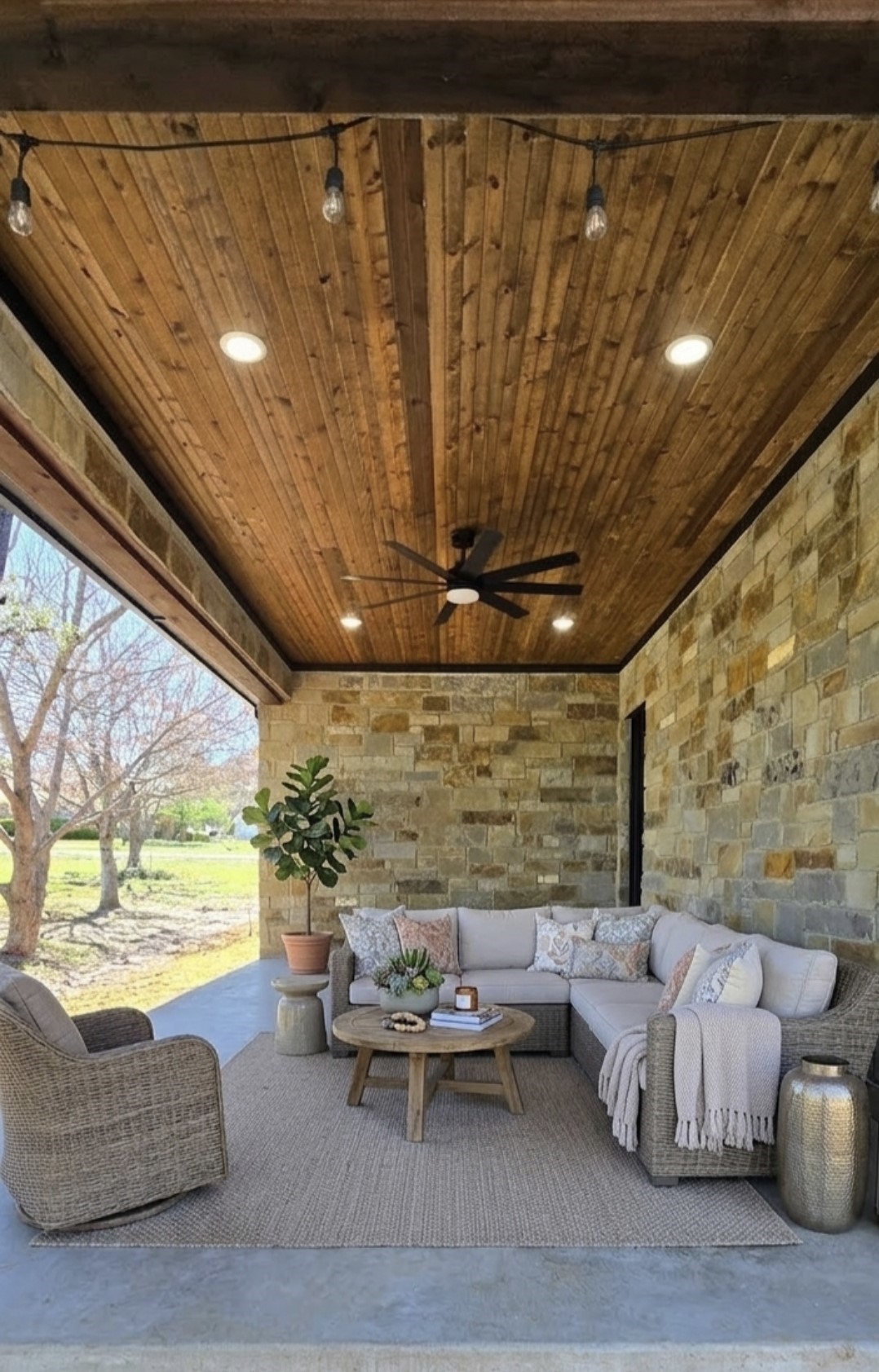 210 Knob Hill Drive Granbury TX 76048
