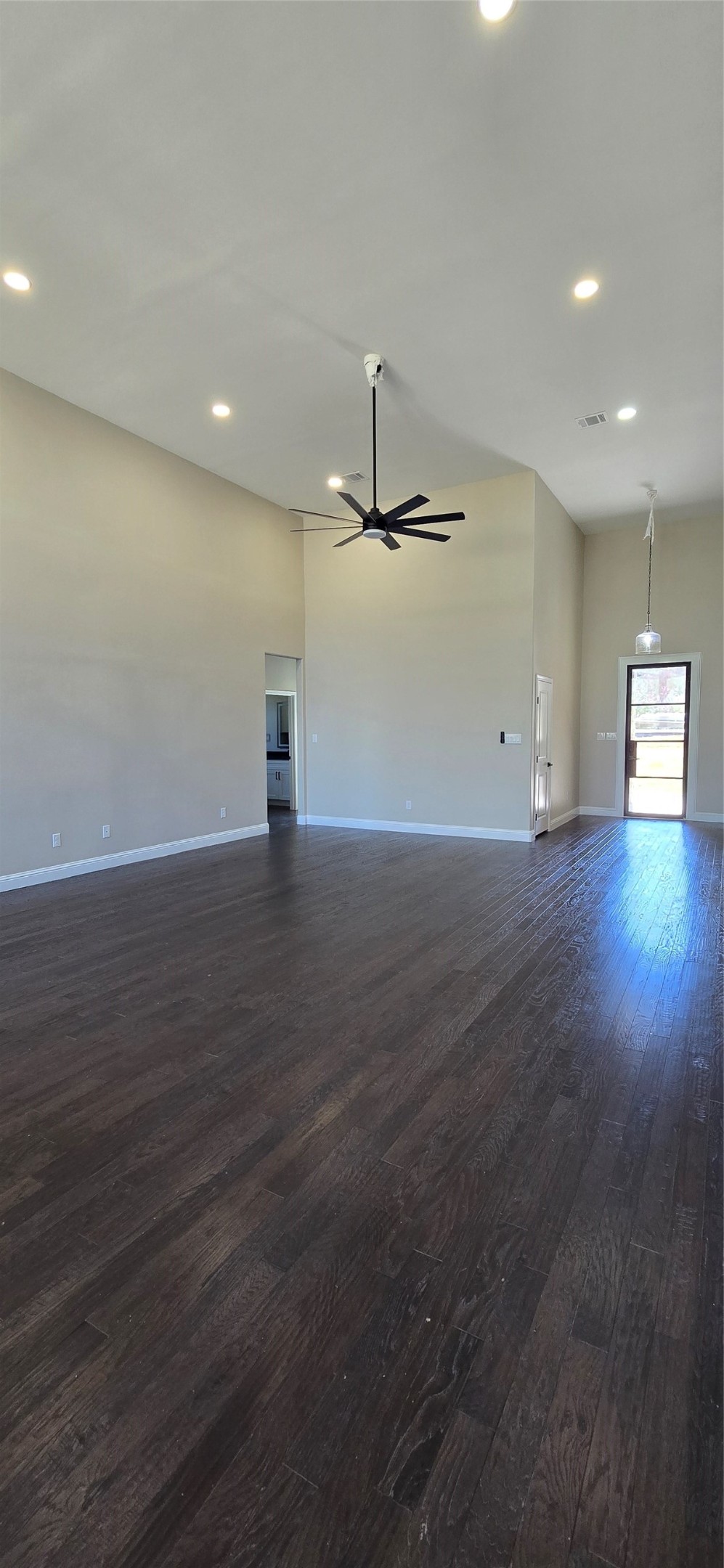 210 Knob Hill Drive Granbury TX 76048