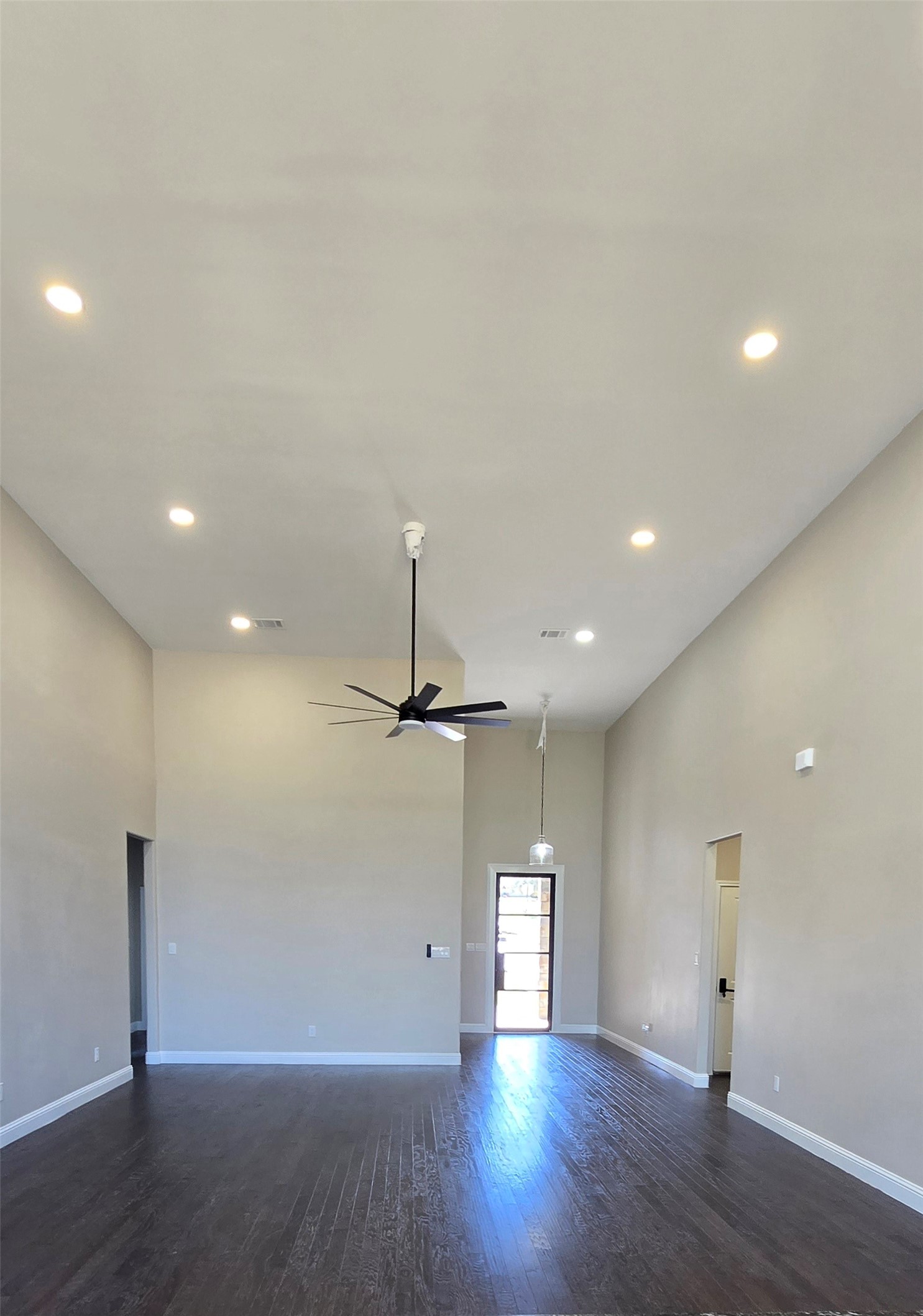 210 Knob Hill Drive Granbury TX 76048