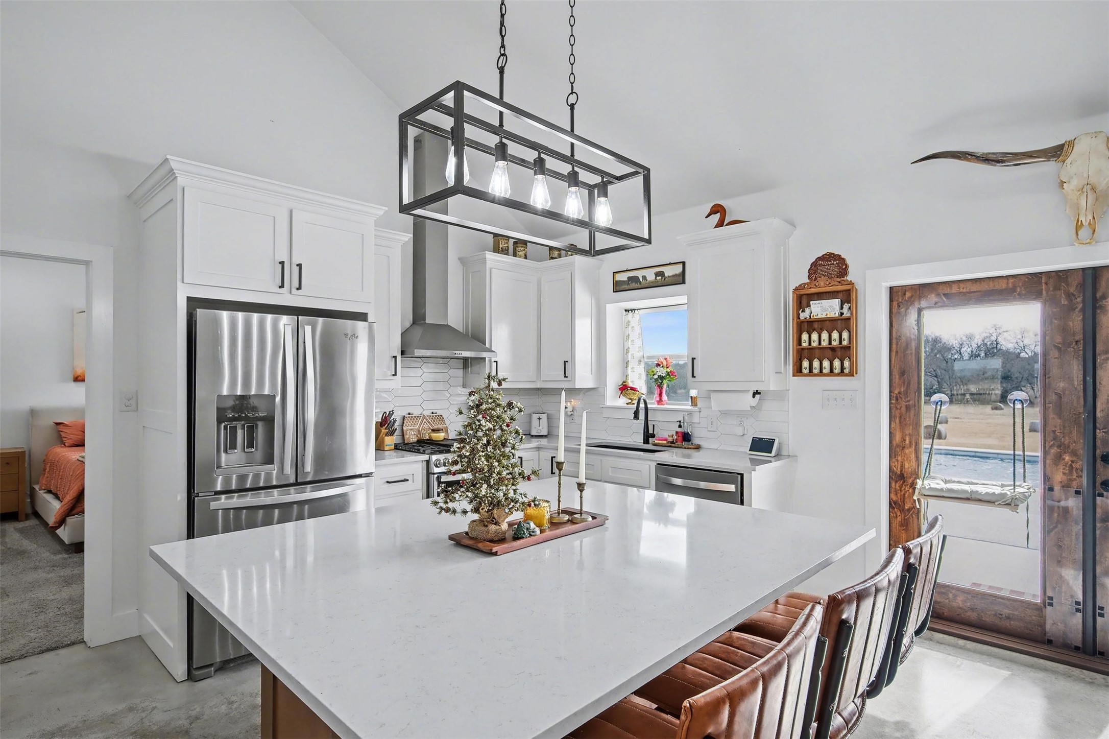 2011 County Road 1590 Alvord TX 76225