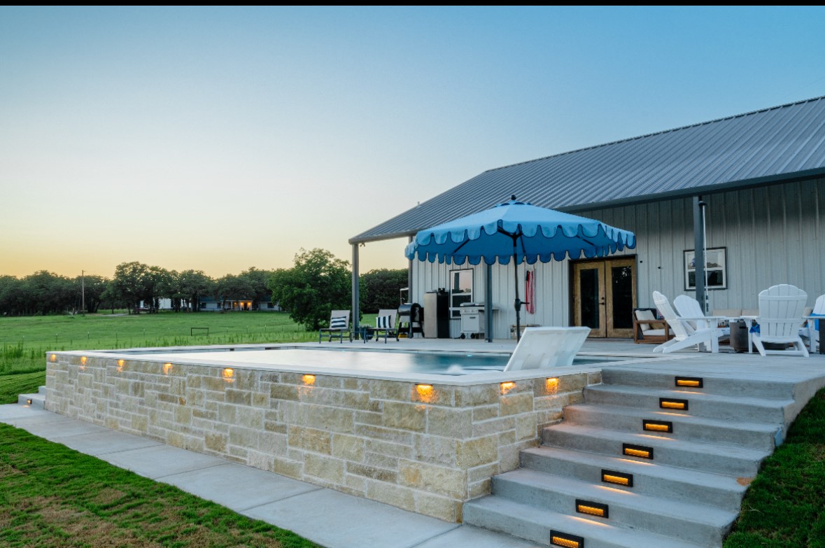 2011 County Road 1590 Alvord TX 76225