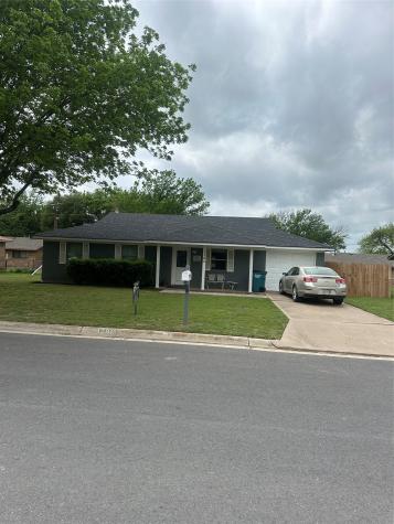 1201 N Taylor Street Gainesville TX 76240