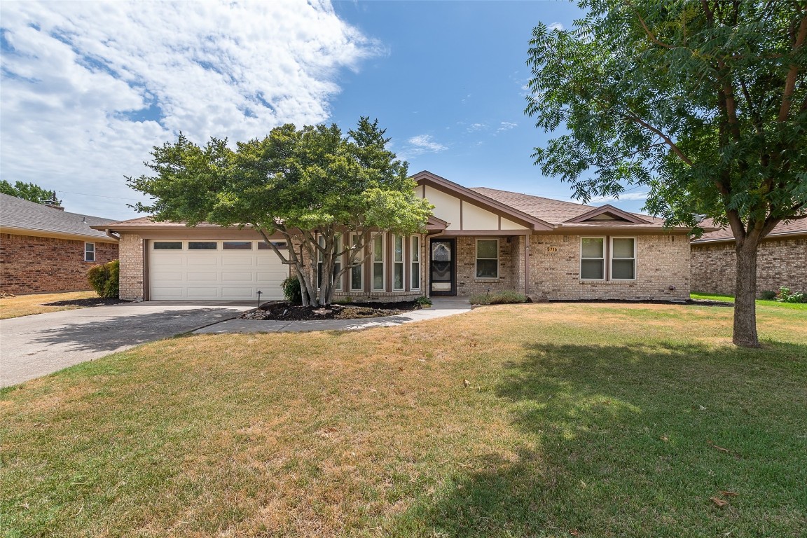 5716 Guadalajara Drive North Richland Hills TX 76180