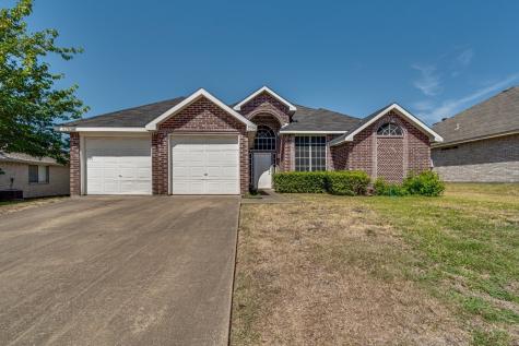 1504 Manitoba Lane Glenn Heights TX 75154