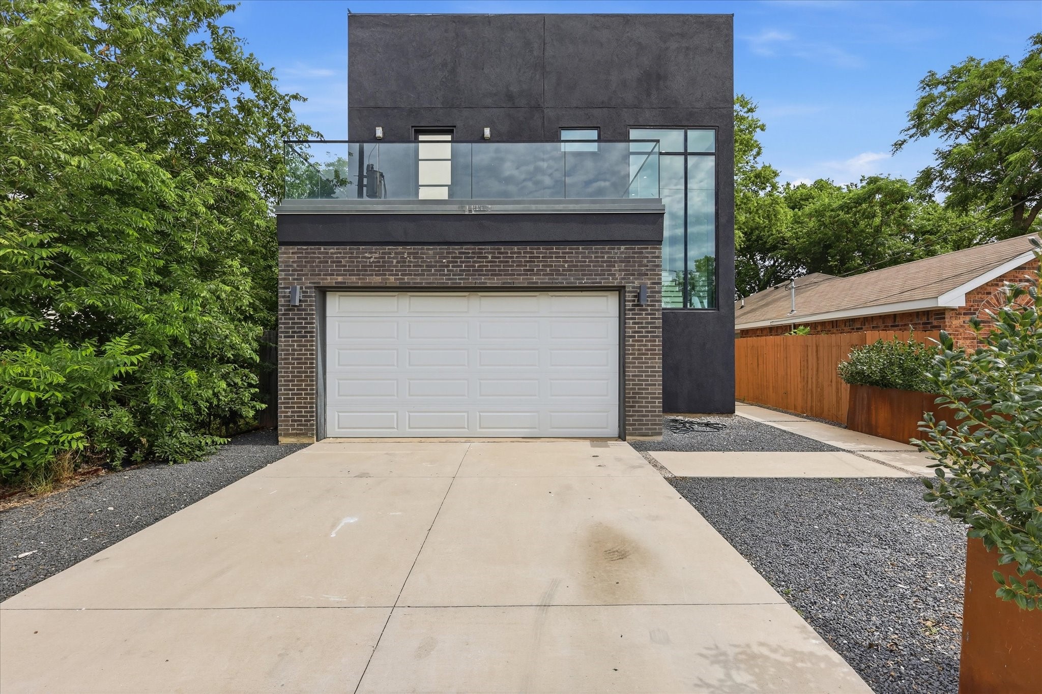 2021 Dennison Street Dallas TX 75212